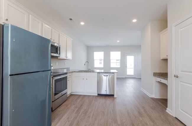 Building Photo - East Market Kilbourne