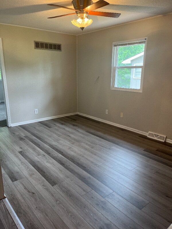 Foto del edificio - 5621 NE 51st St