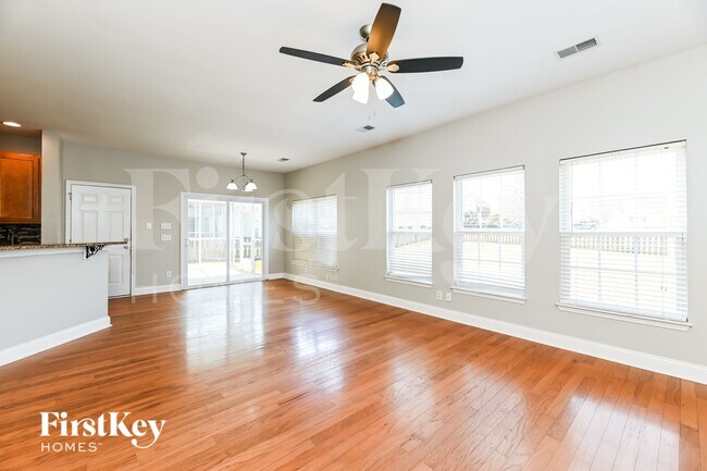 Foto del edificio - 337 Lakewind Dr