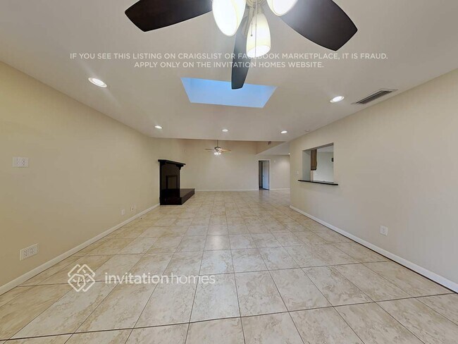 Foto del edificio - 7807 Capwood Ave