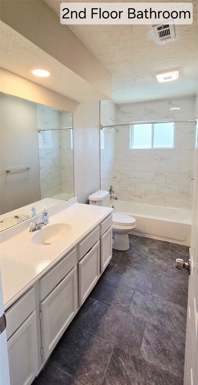 Building Photo - 4827 Cypressdale Dr