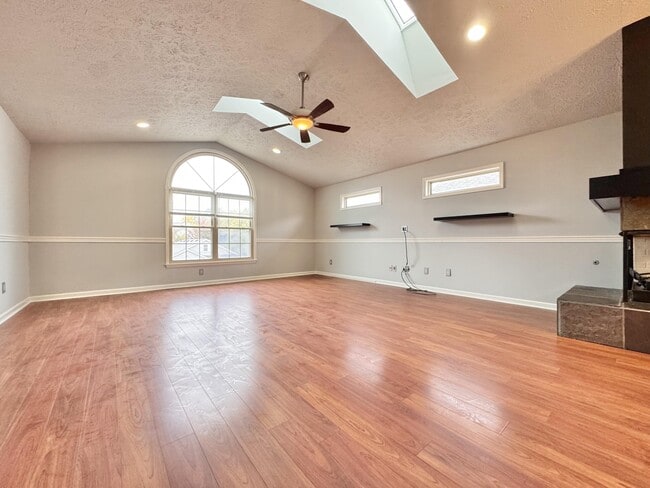 Building Photo - 628 Smugglers Notch Dr