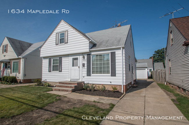 Building Photo - Stunning Wickliffe Bungalow