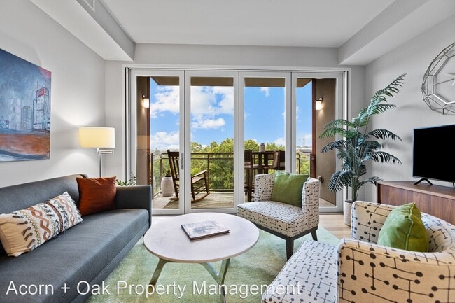 Building Photo - 1 br, 1.5 bath House - 400 Hunt St  Unit 602