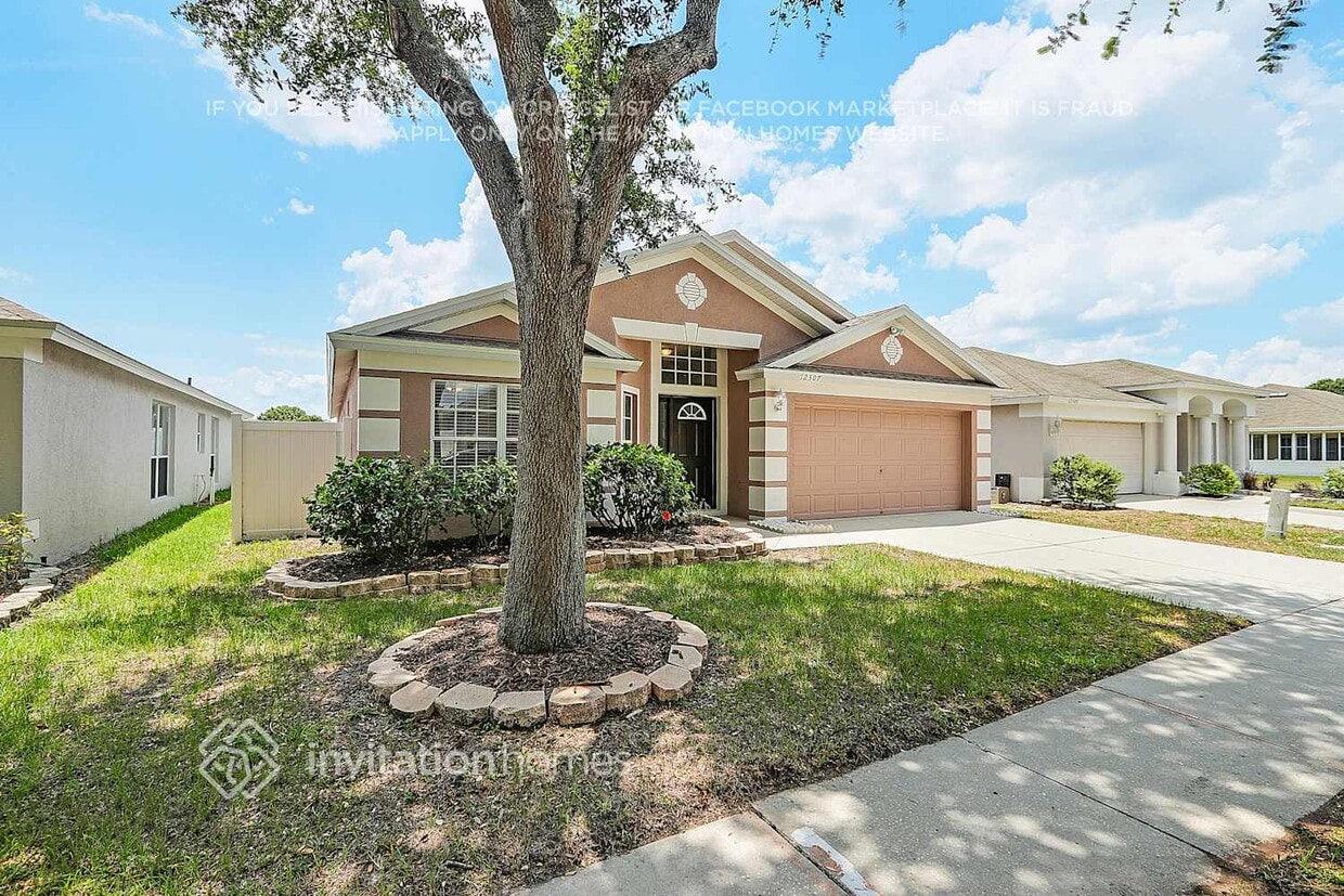 Foto principal - 12307 Hawkeye Point Pl