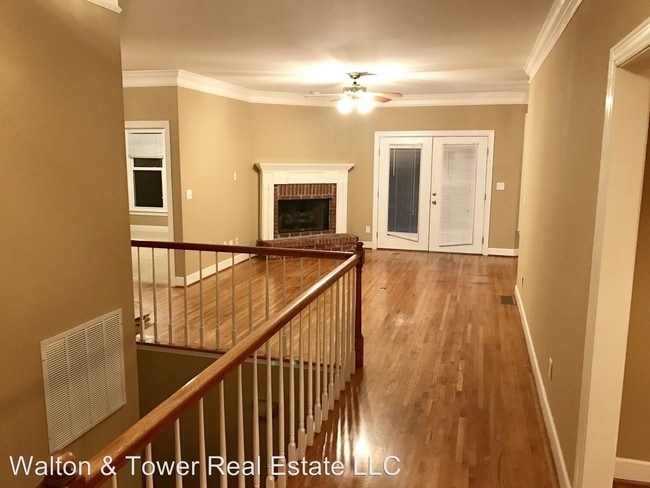 Building Photo - 3070 Old Stone Dr