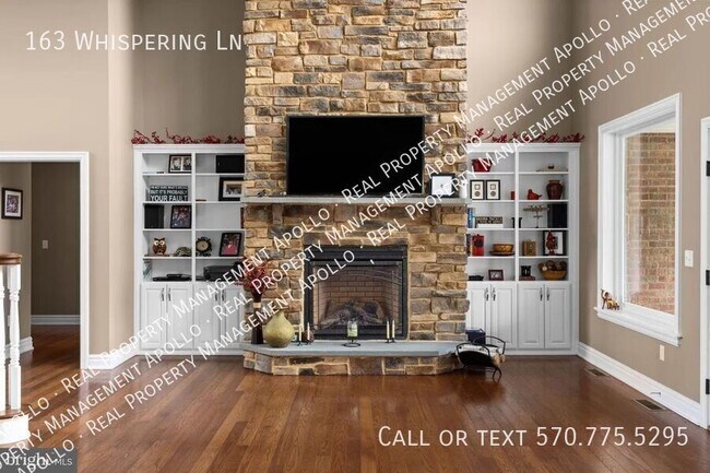 Foto del edificio - 163 Whispering Ln