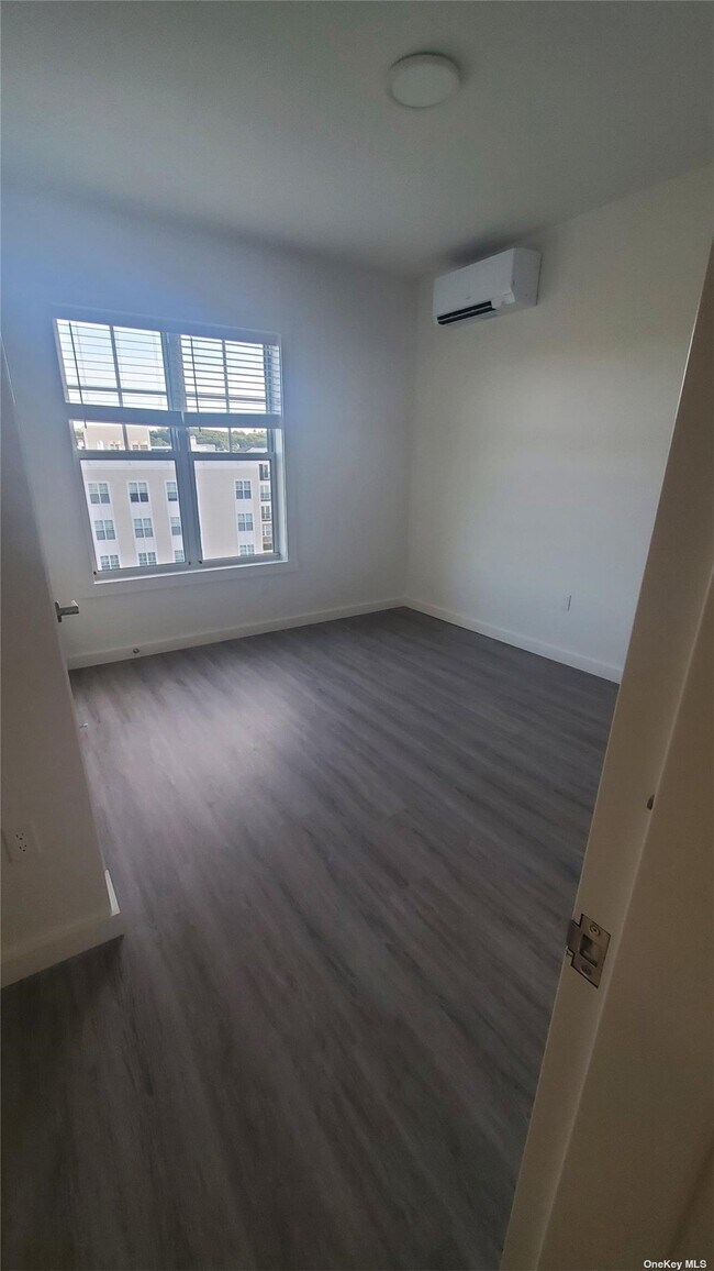 Foto del edificio - 700 Dickson St