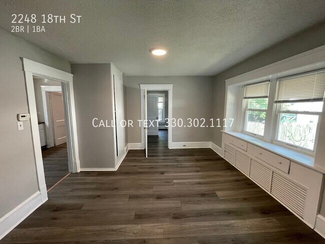 Building Photo - First level two bedroom 1 bathroom duplex ...