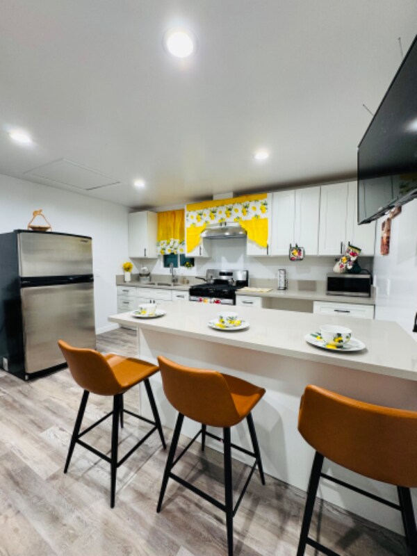 Foto principal - 1325 Sandy Hook Ave