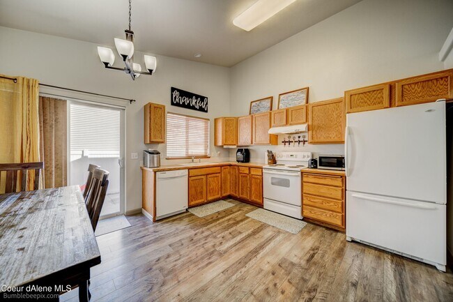 Building Photo - 2558 W Timberlake Loop