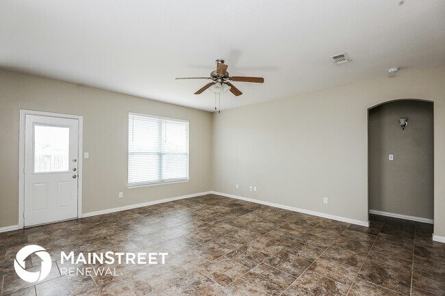 Building Photo - 237 Kennedy Dr