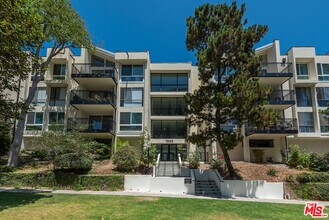 Building Photo - 1340 S Beverly Glen Blvd