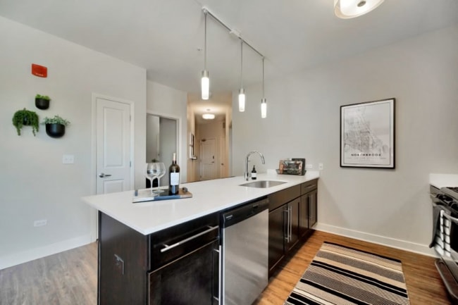 Building Photo - 770 Skokie Blvd