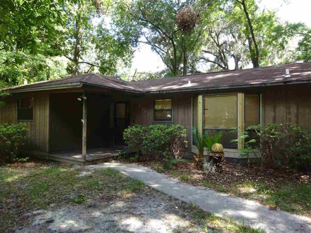 4002 NW 8th Ave, Gainesville, FL 32605 House for Rent in Gainesville