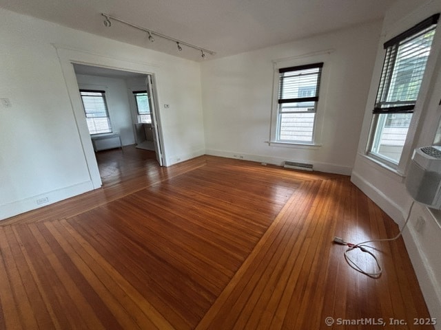 Foto del edificio - 977 Townsend Ave