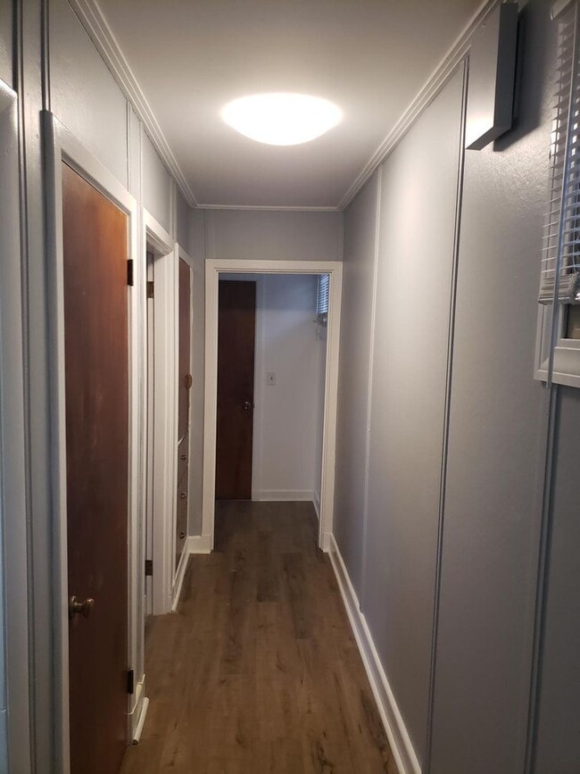 19 Abbott St Unit Apt 1, Brewer, ME 04412 Room for Rent in Brewer, ME