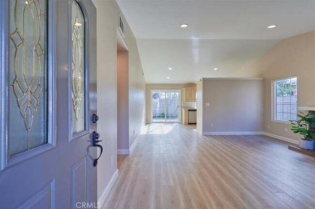 Foto del edificio - 12749 Nicolet Ct