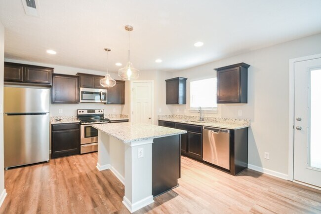 Foto del edificio - 816 Declaration Dr