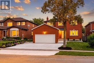 Building Photo - 2085-2085 Golden Briar Trail