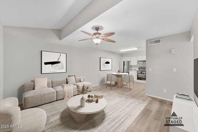 Foto del edificio - 9953 E Billings St