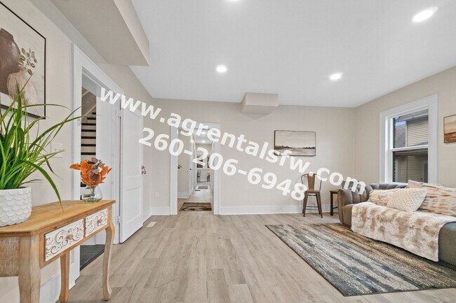 Foto del edificio - 1215 Lake Ave