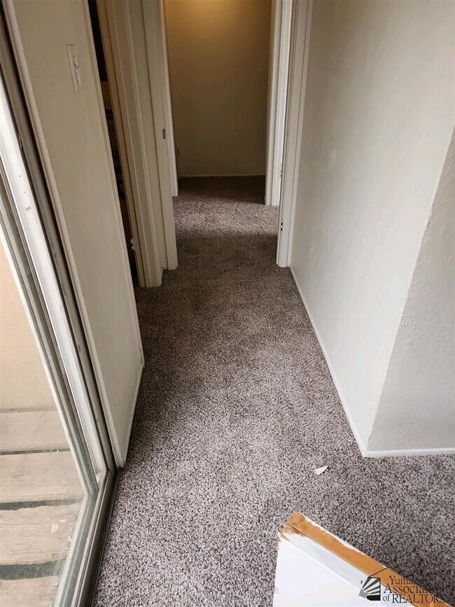 Foto del edificio - 2880 S 1st Ave