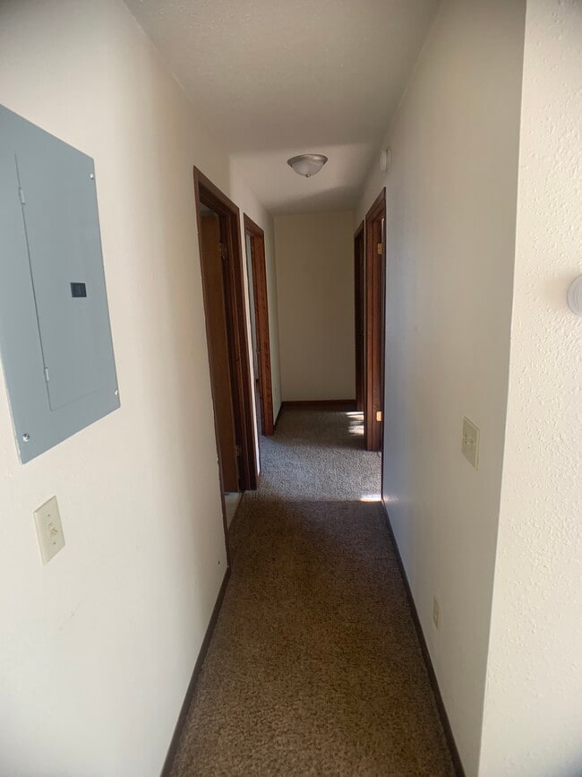 Building Photo - Kaeding Apartments - 343