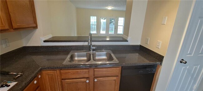 Foto del edificio - 4330 Park Gate Way