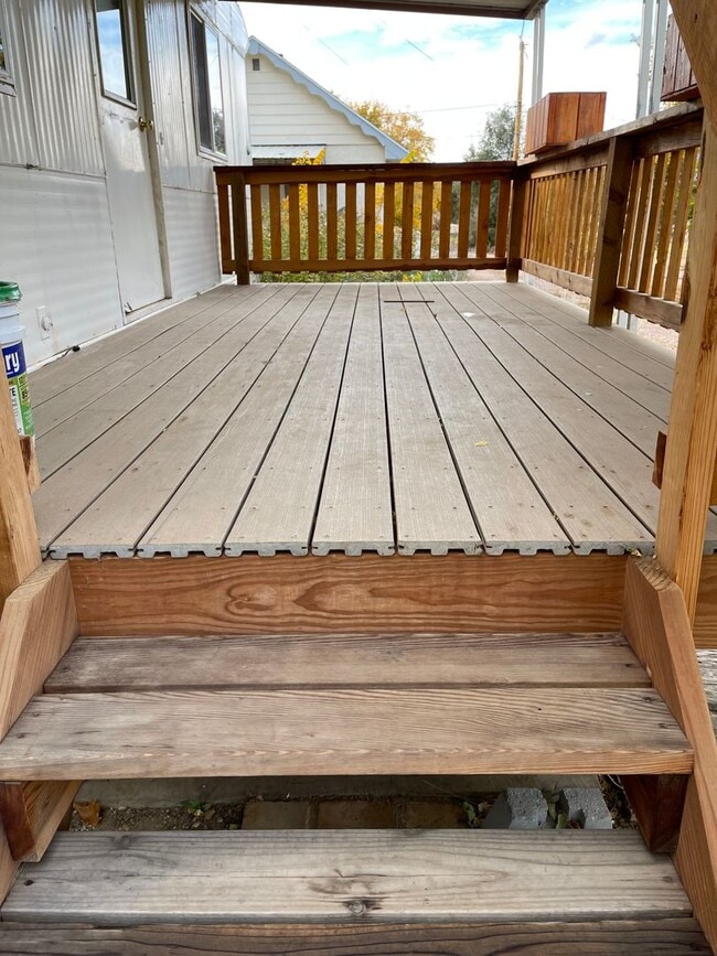 Building Photo - 1 Bedroom