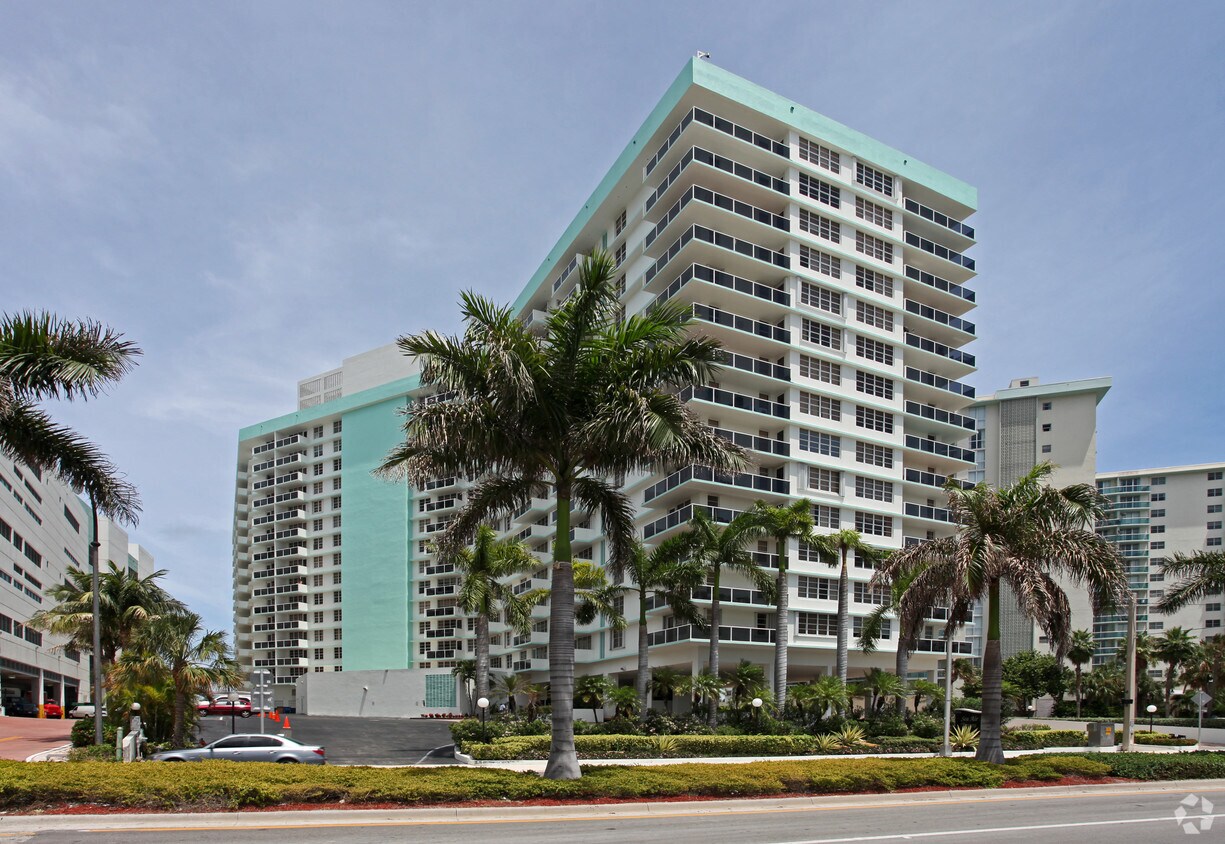 Sea Air Towers Apartments Hollywood, FL