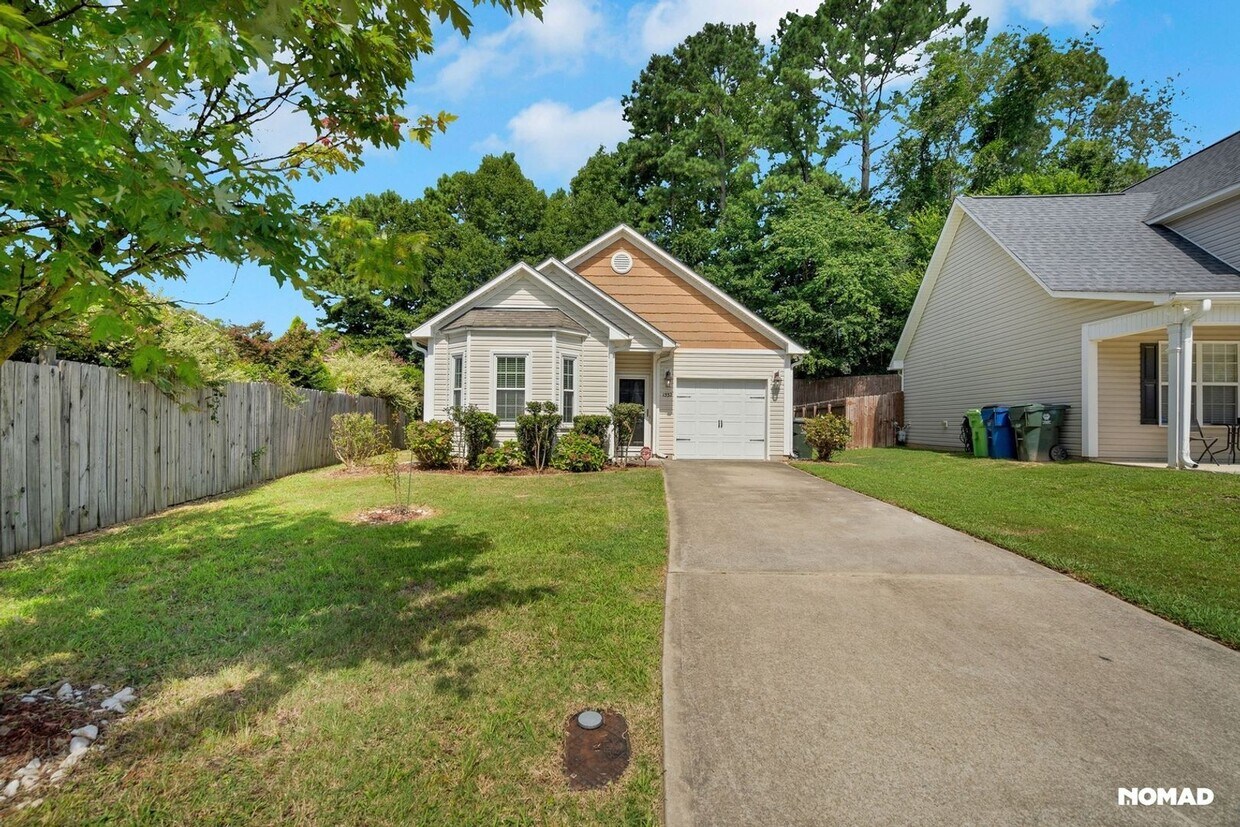 Primary Photo - Charming, Newly Renovated 3BR House in Ral...