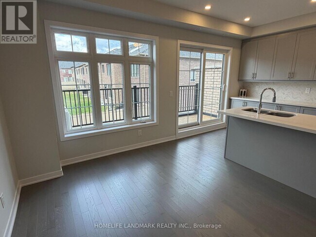 Building Photo - 48 York Downs Blvd