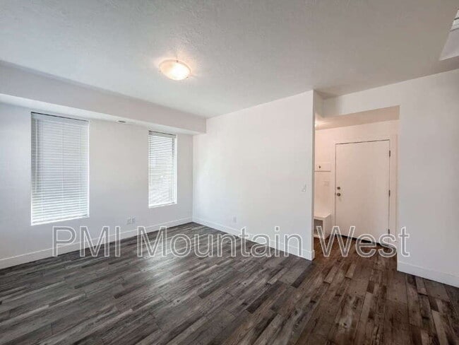 Building Photo - 506 W 2200 N