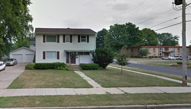 Building Photo - 3503 Albert Ct