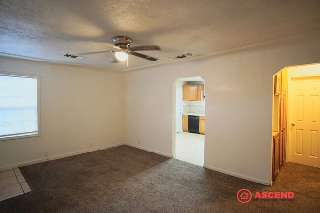 Foto del edificio - Cozy home located in the Northeast!