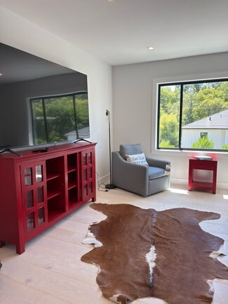 Building Photo - 5255 O'Donnell Ln