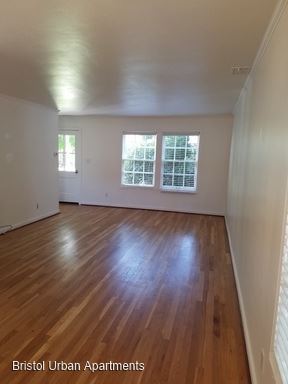 Building Photo - 8000 SW Brentwood St