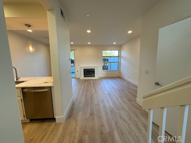 Building Photo - 552 Shoal Cir