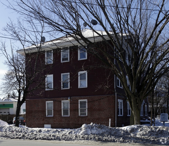 Building Photo - 8 Miller Ave