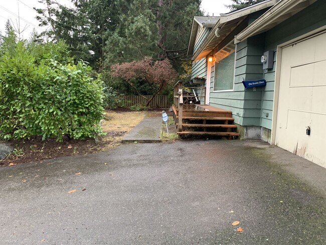 Foto del edificio - 19915 19th Ave NE