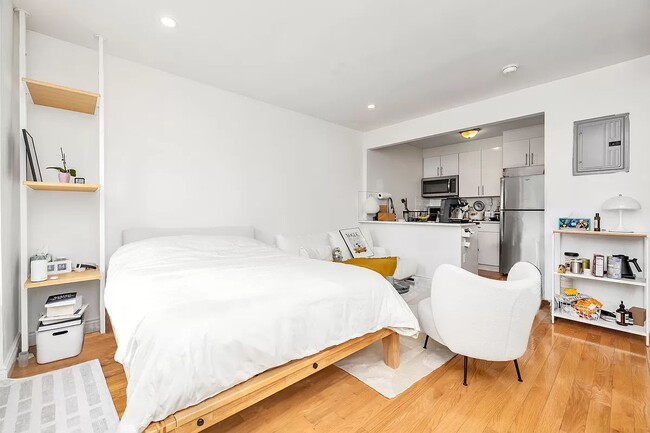 Foto del edificio - 287 Bleecker St
