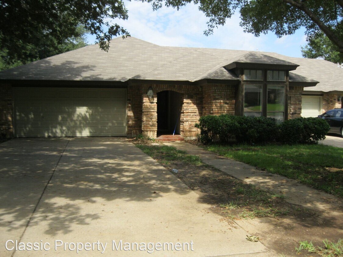 Building Photo - 2 br, 2 bath House - 2020 Saint Andrews Court