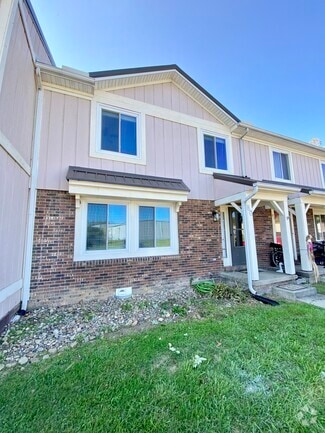Building Photo - 87 Teays Pt