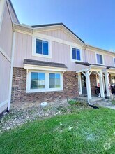Building Photo - 87 Teays Pt