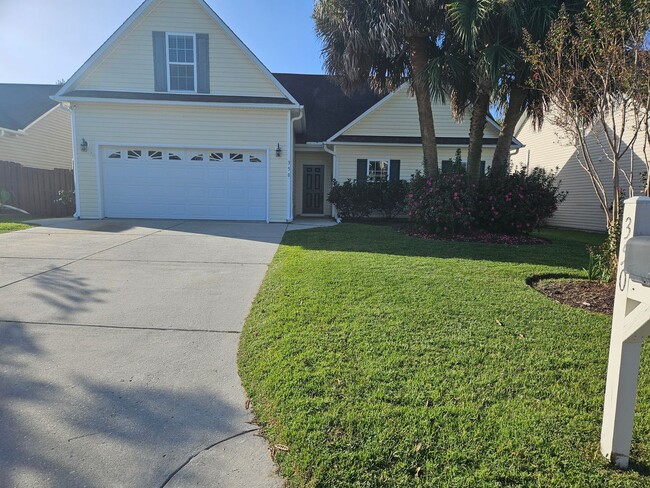 Photo - 350 Hanna Dr House