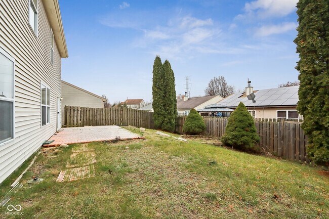 Foto del edificio - 5344 Arbor Creek Dr