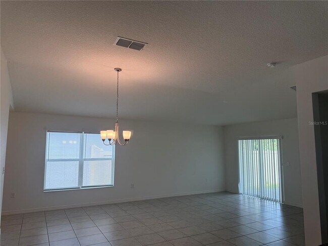 Building Photo - 711 Scrub Oak Hammock Rd