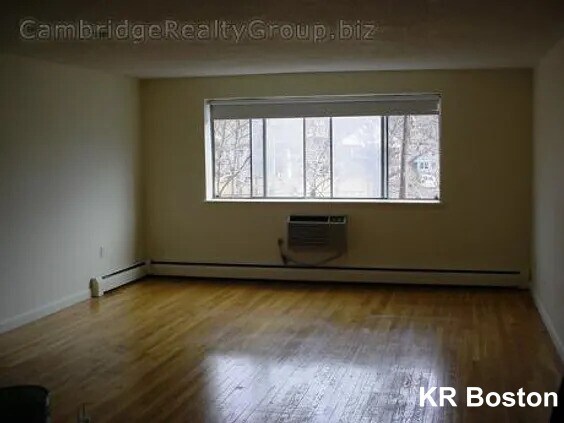 Primary Photo - 62 Homer Ave