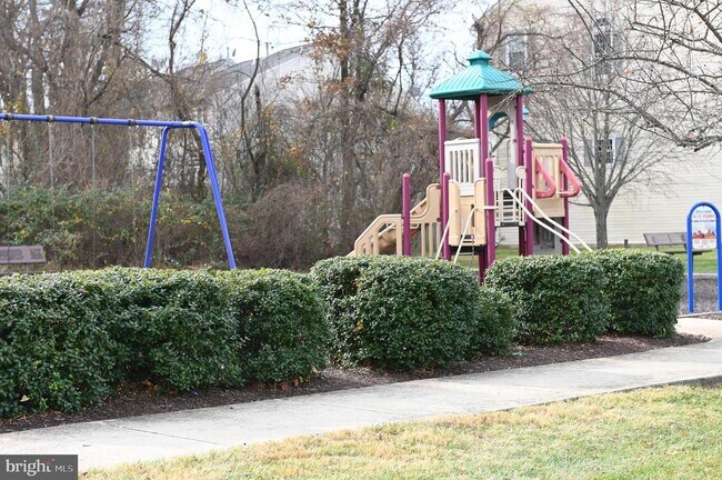 Building Photo - 4022 Windflower Way